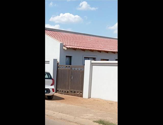 3 BEDROOM HOUSE FOR SALE IN DOORNKOP